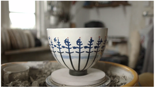Illustration for article titled Good Lord, This Pottery Zoetrope Is Absolutely Mesmerizing
